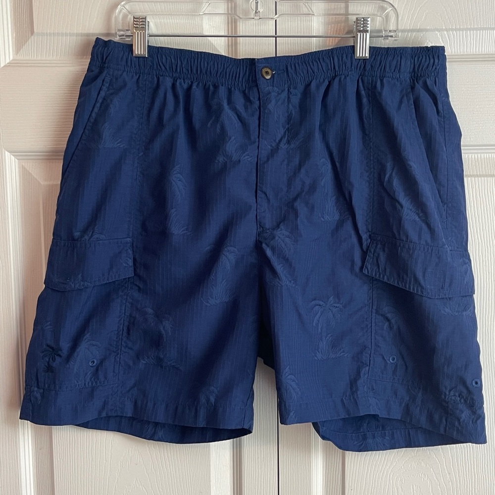 Tommy Bahama Men’s Blue Palm Tree Print Cargo Swim Trunks Size Large